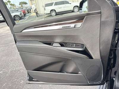 2026 Cadillac Escalade Luxury