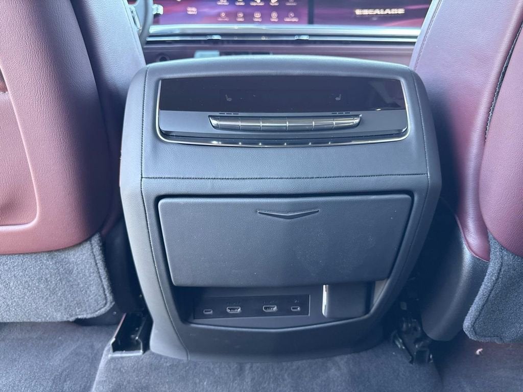 2026 Cadillac Escalade Luxury