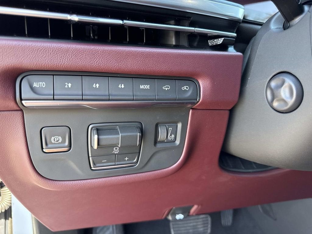 2026 Cadillac Escalade Luxury