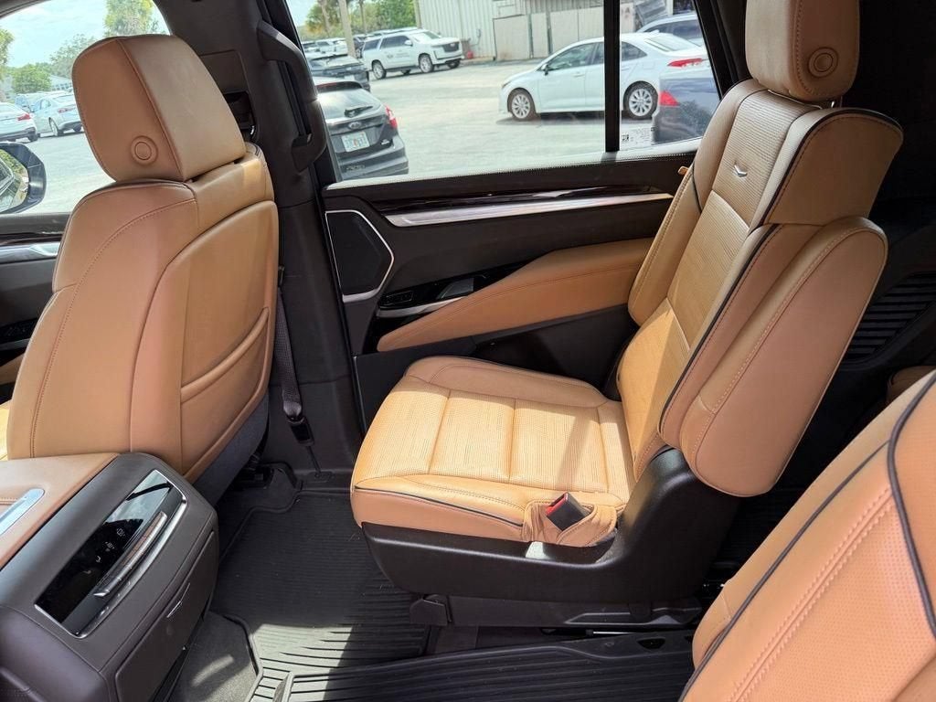 2025 Cadillac Escalade Premium Luxury