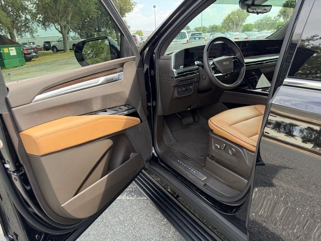 2025 Cadillac Escalade Premium Luxury