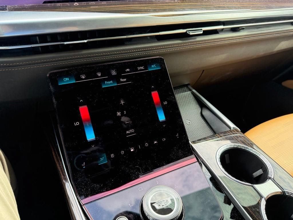 2025 Cadillac Escalade Premium Luxury