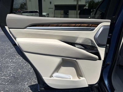 2026 Cadillac Escalade Platinum Luxury
