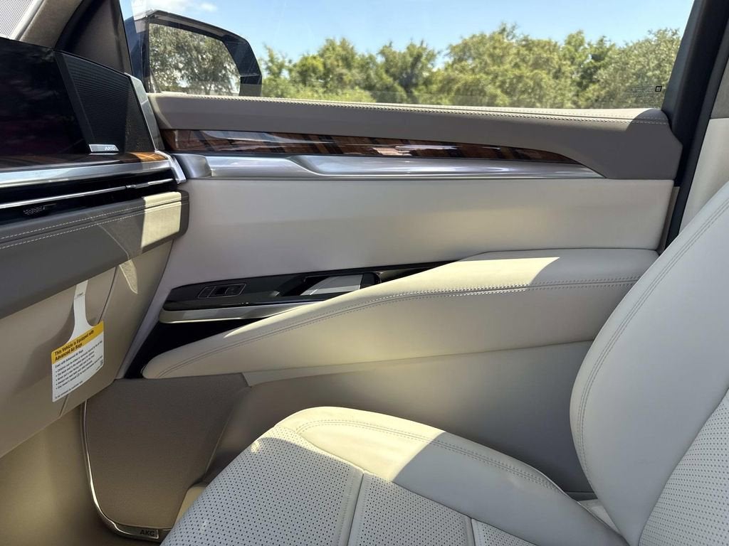 2026 Cadillac Escalade Platinum Luxury