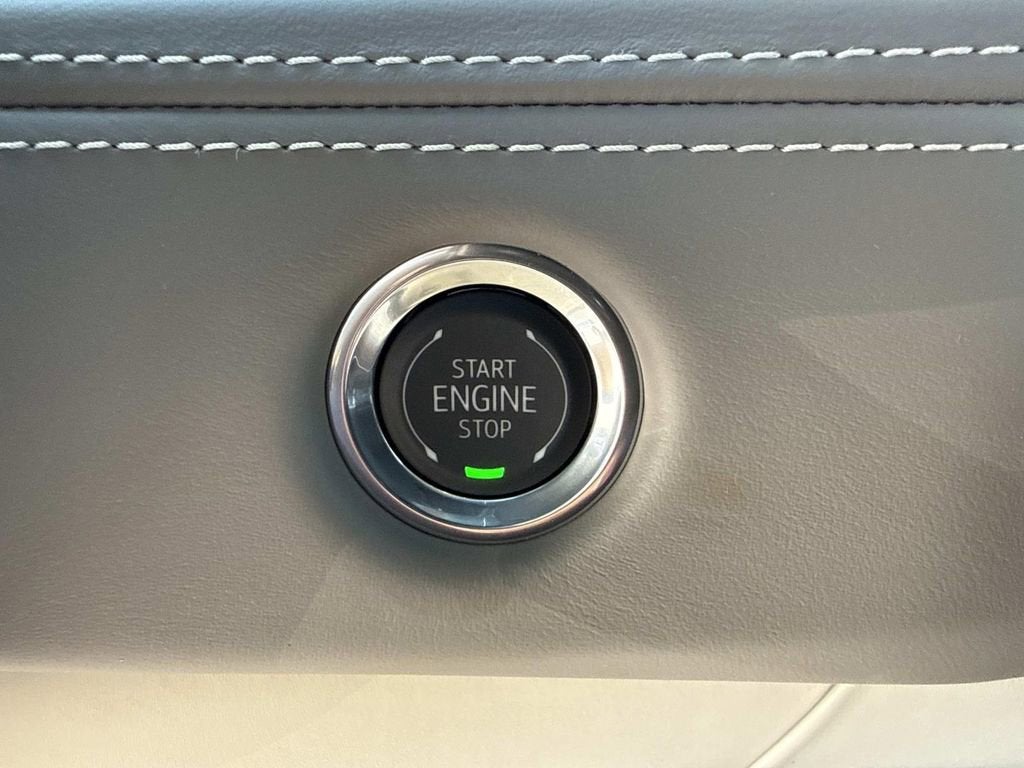 2026 Cadillac Escalade Platinum Luxury