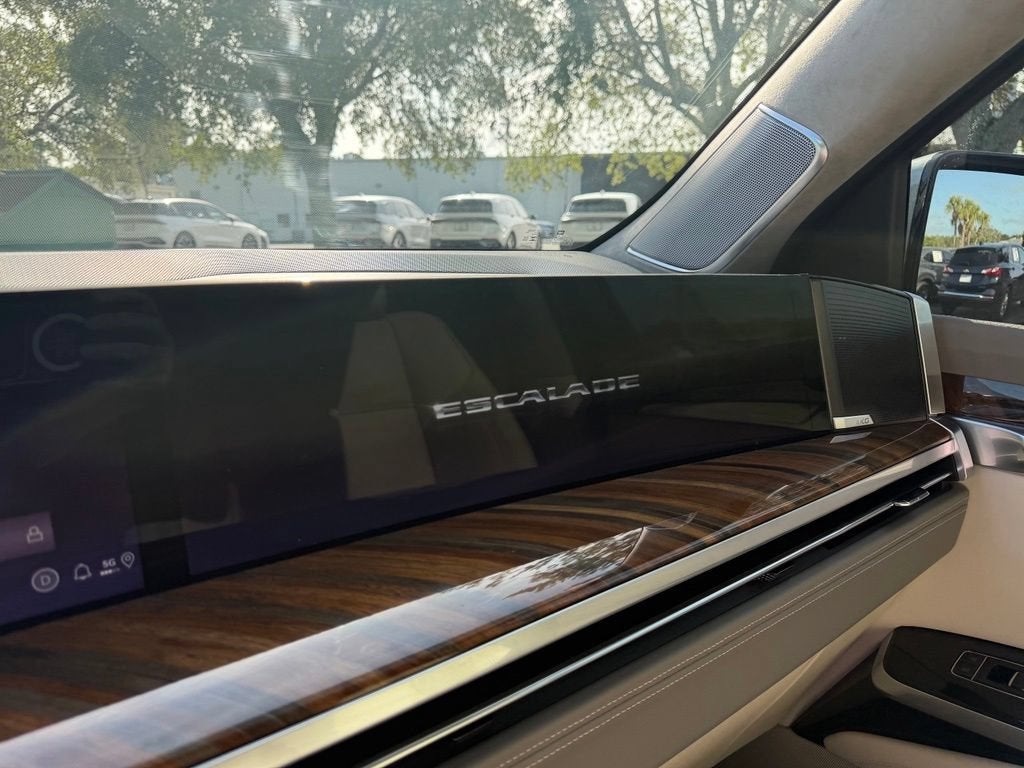 2026 Cadillac Escalade Platinum Luxury