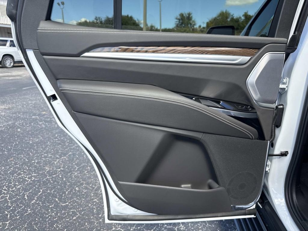 2026 Cadillac Escalade Platinum Luxury