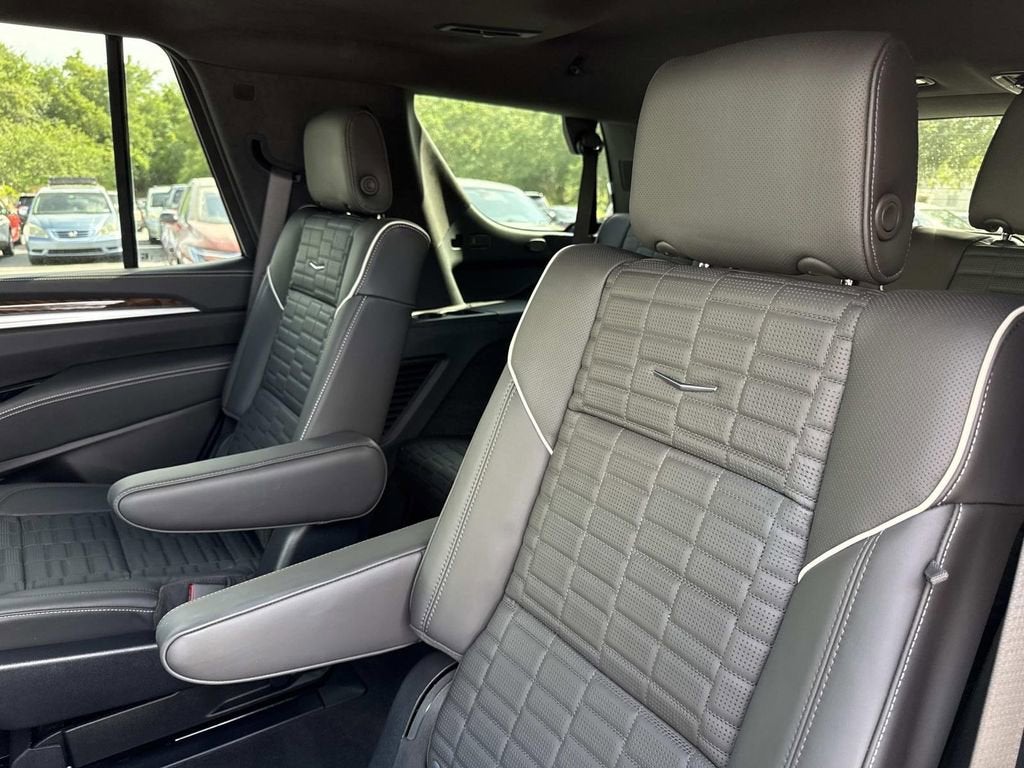 2025 Cadillac Escalade Premium Luxury Platinum