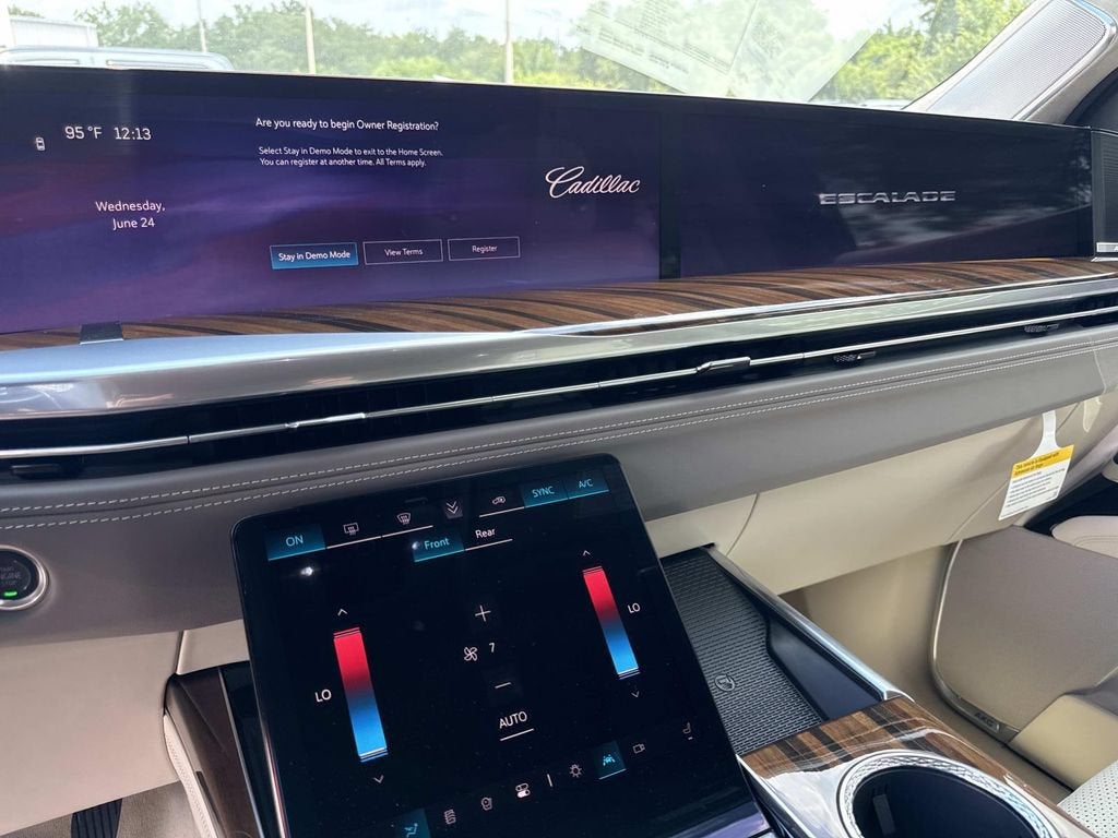 2026 Cadillac Escalade Platinum Sport
