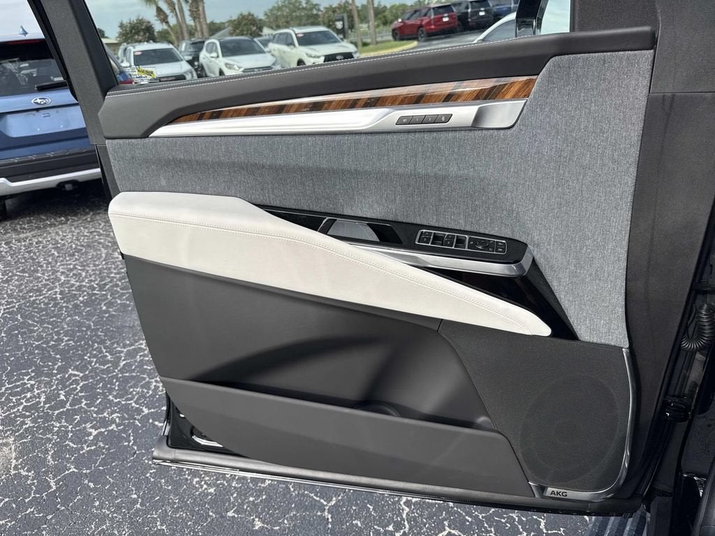 2026 Cadillac Escalade Platinum Sport