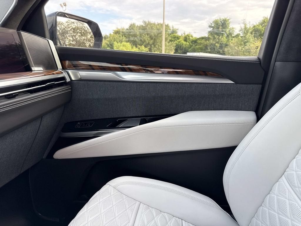 2026 Cadillac Escalade Platinum Sport