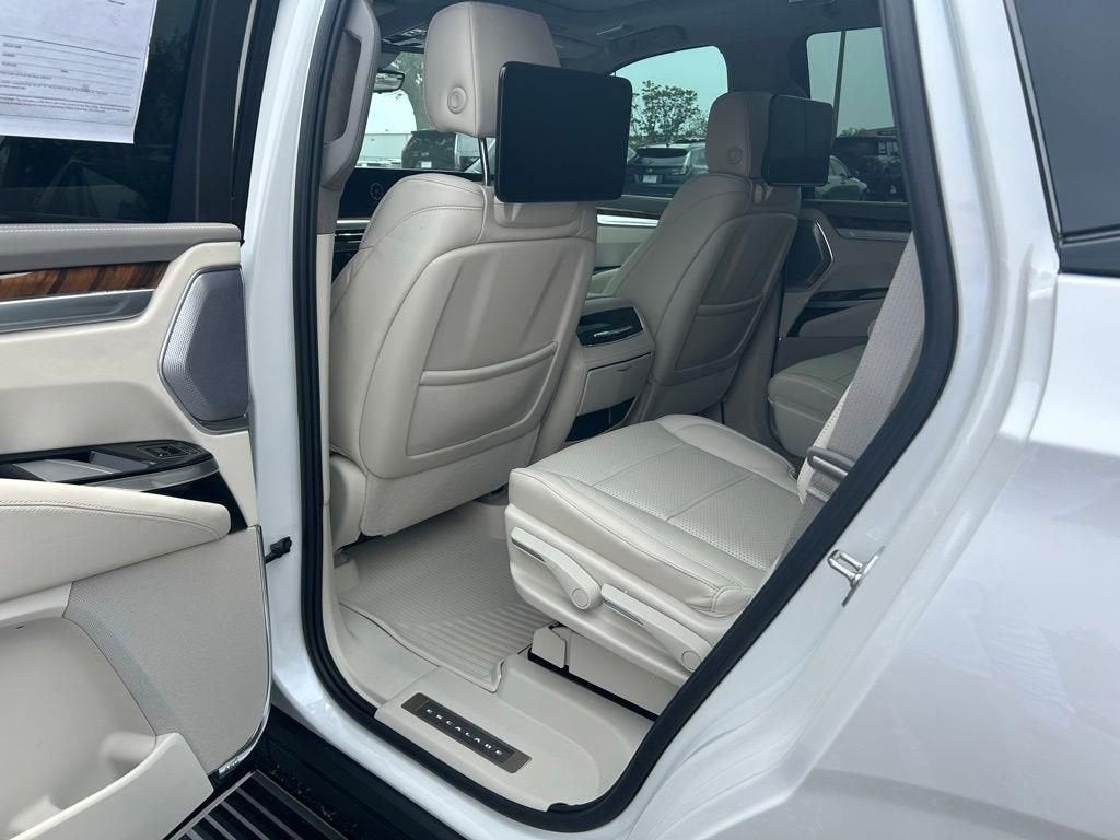 2025 Cadillac Escalade Sport Platinum