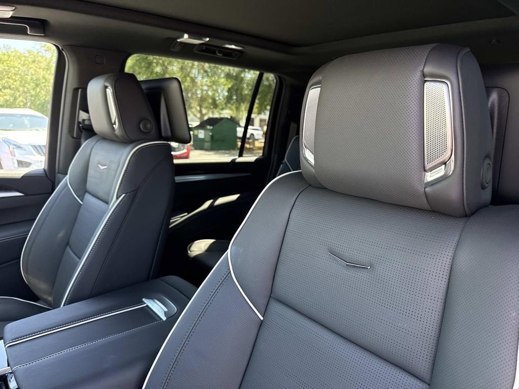 2026 Cadillac Escalade ESV Luxury