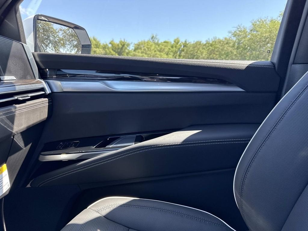 2026 Cadillac Escalade ESV Luxury
