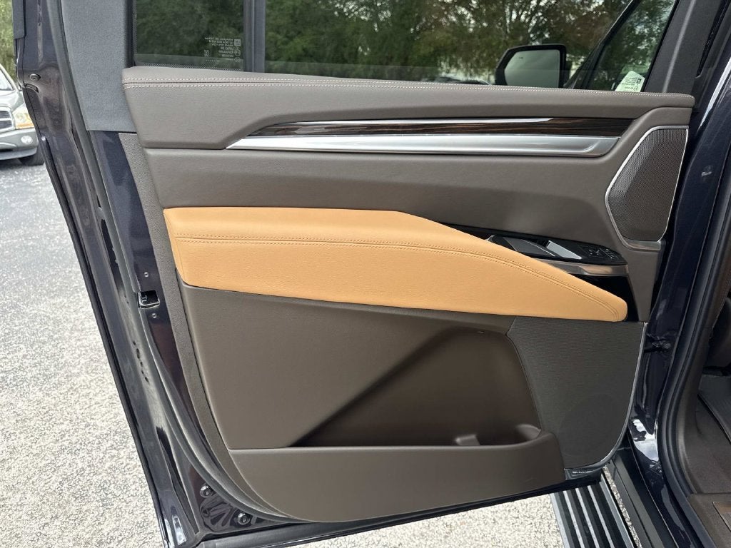 2026 Cadillac Escalade ESV Luxury