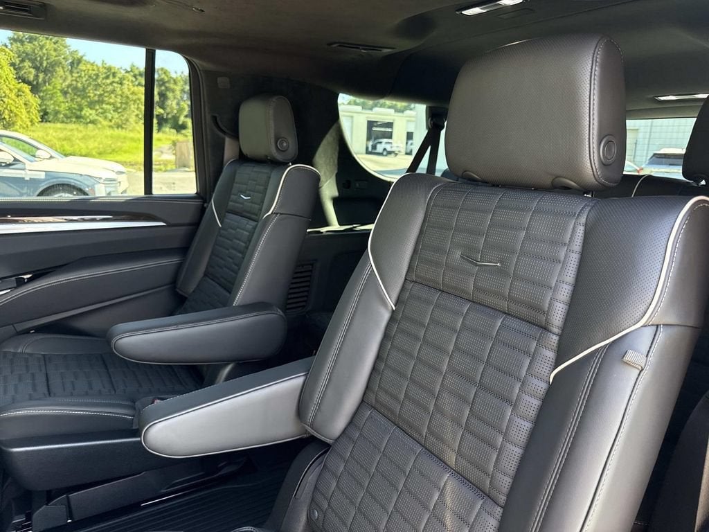 2026 Cadillac Escalade ESV Platinum Luxury