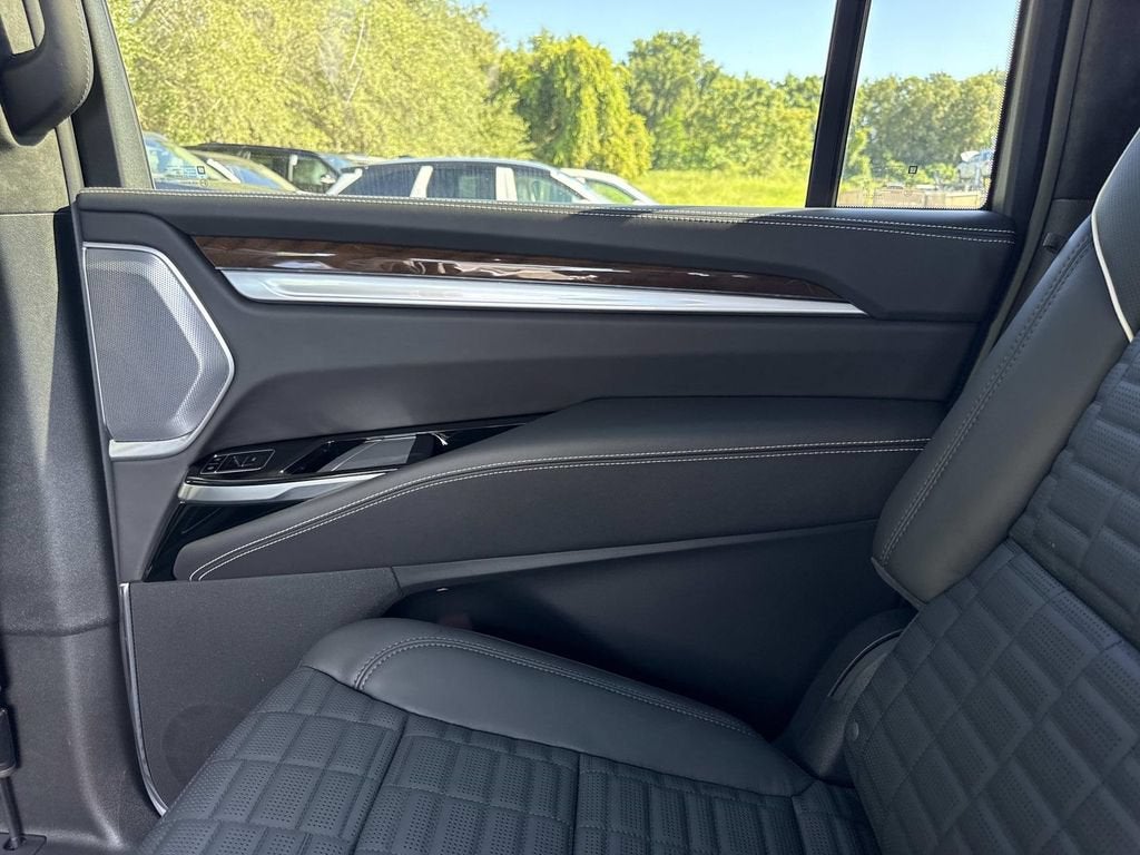 2026 Cadillac Escalade ESV Platinum Luxury