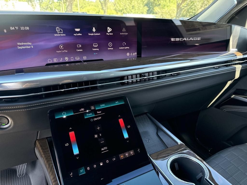 2026 Cadillac Escalade ESV Platinum Luxury