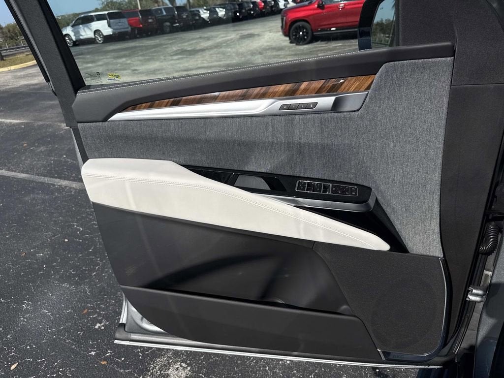 2026 Cadillac Escalade ESV Platinum Sport