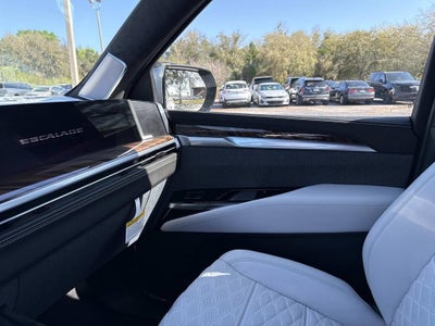 2026 Cadillac Escalade ESV Platinum Sport