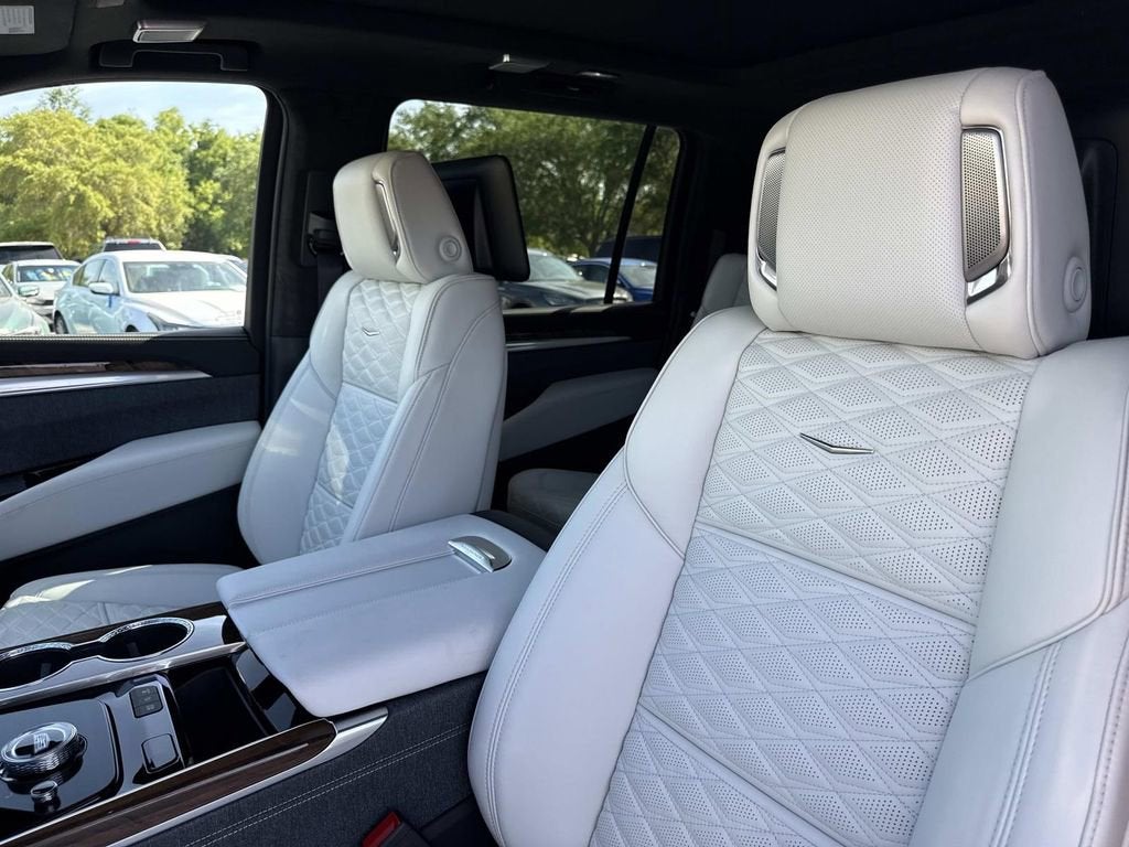 2026 Cadillac Escalade ESV Platinum Sport