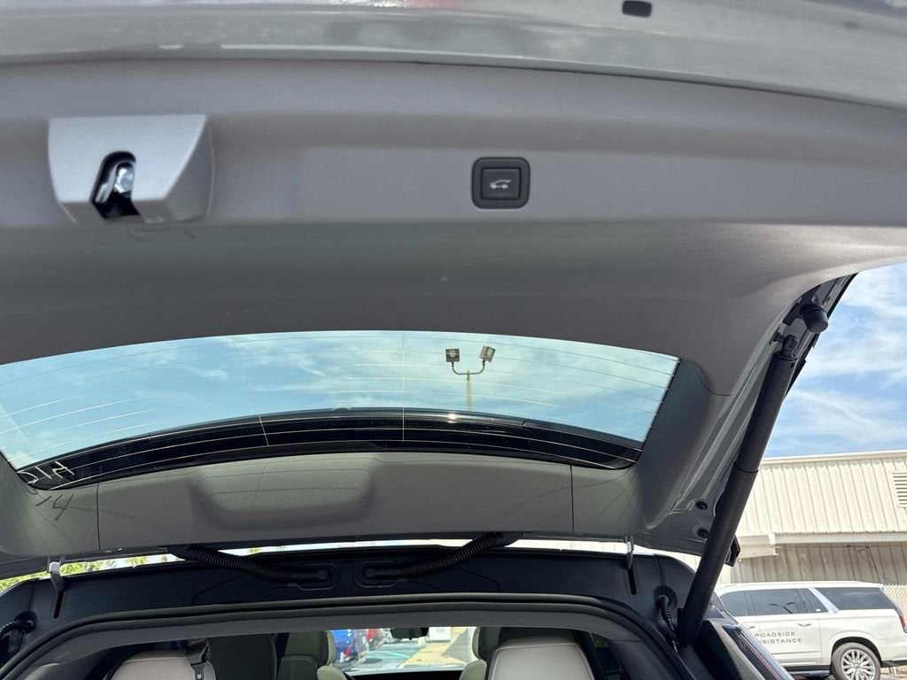 2026 Cadillac ESCALADE IQ Luxury