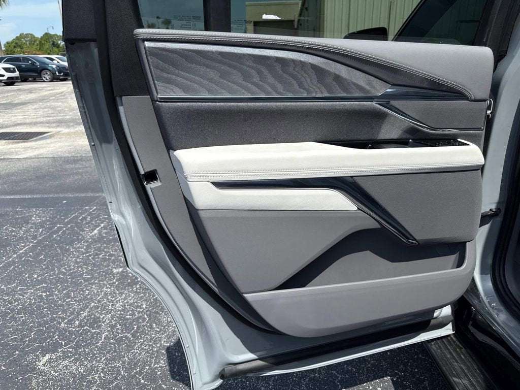 2026 Cadillac ESCALADE IQ Luxury