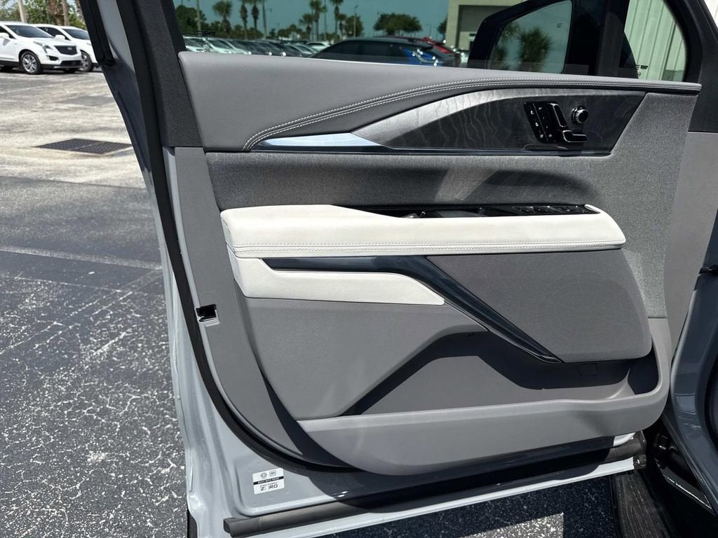 2026 Cadillac ESCALADE IQ Luxury