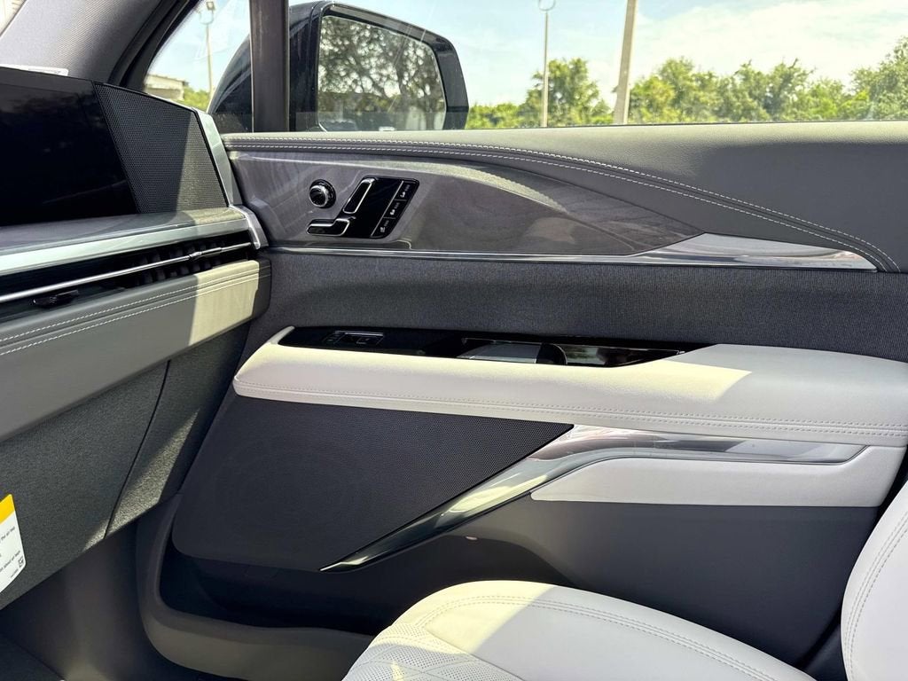 2026 Cadillac ESCALADE IQ Luxury