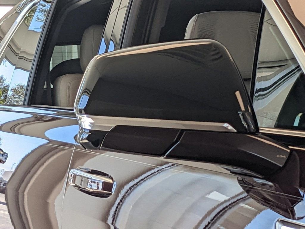 2025 Cadillac ESCALADE IQ Luxury 1