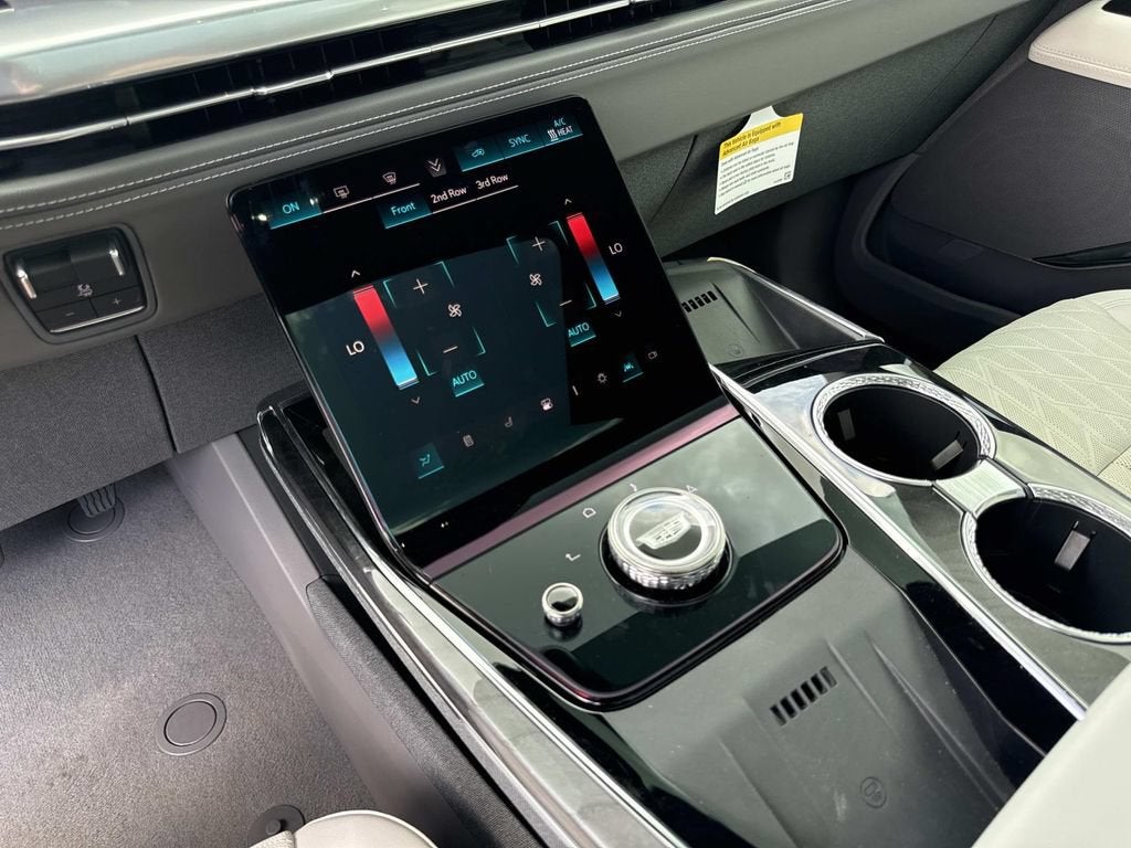 2025 Cadillac ESCALADE IQ Luxury 1
