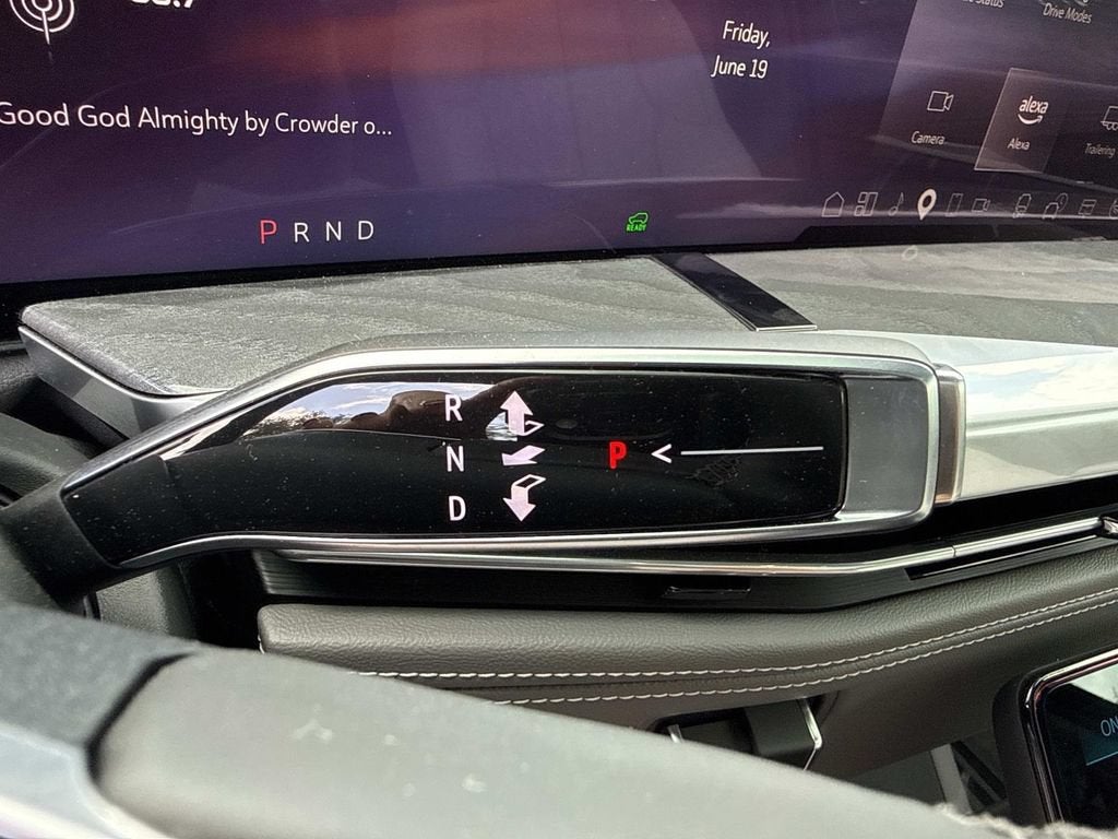2025 Cadillac ESCALADE IQ Luxury 1