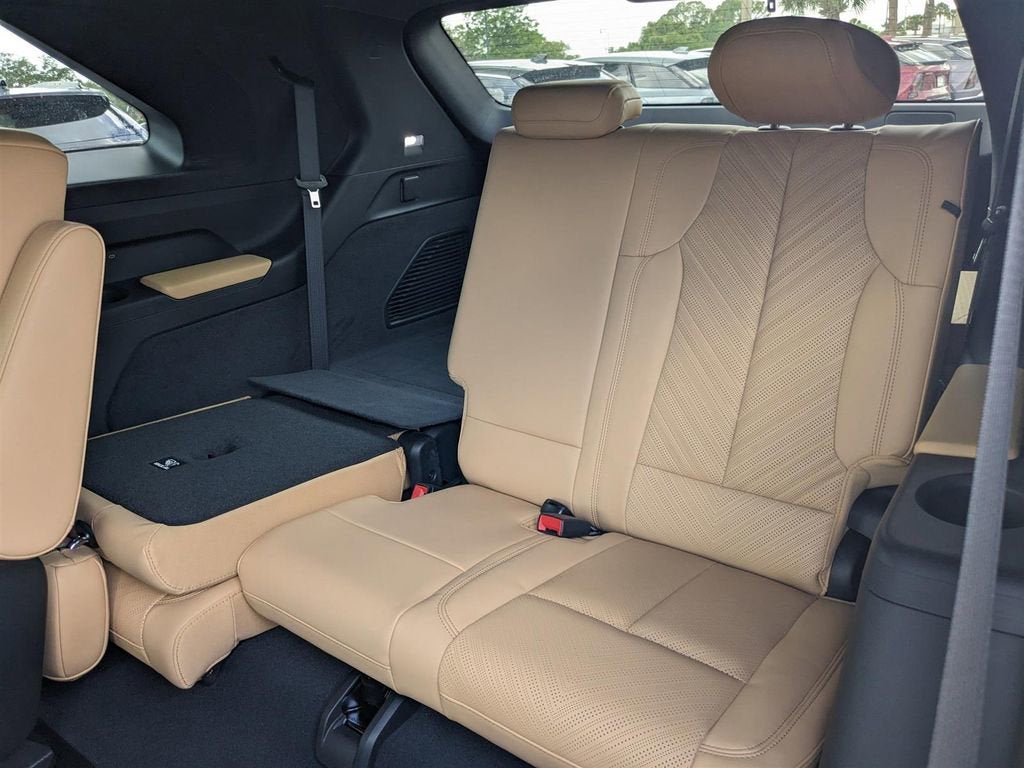 2025 Cadillac ESCALADE IQ Luxury 2