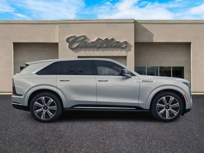 2025 Cadillac ESCALADE IQ Luxury 2