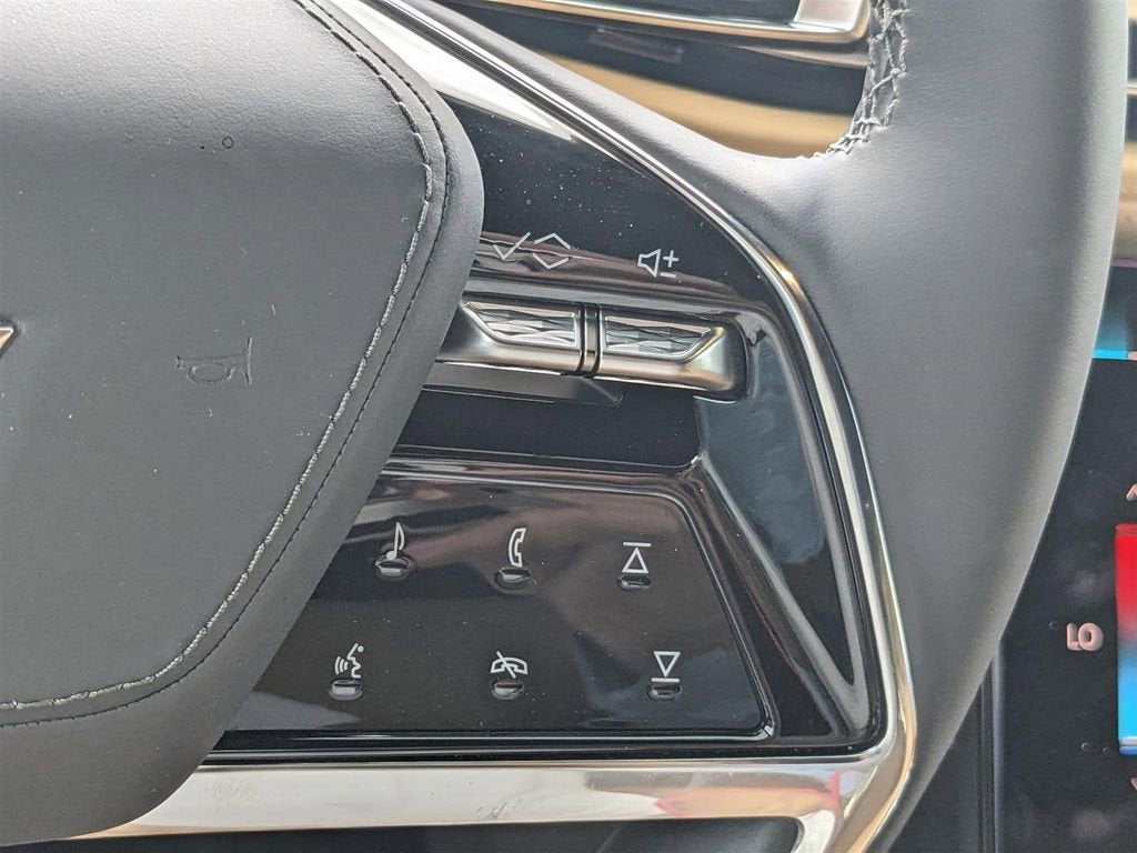 2025 Cadillac ESCALADE IQ Luxury 2