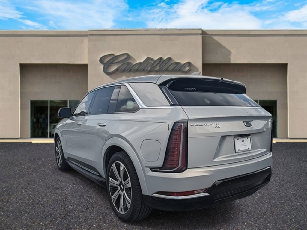 2025 Cadillac ESCALADE IQ Luxury 2