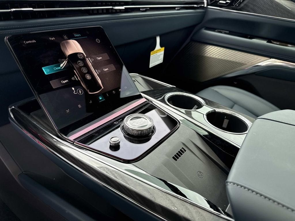 2025 Cadillac ESCALADE IQ Sport 2