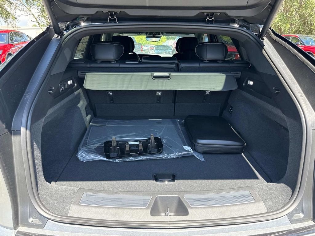 2026 Cadillac LYRIQ V-Series Premium