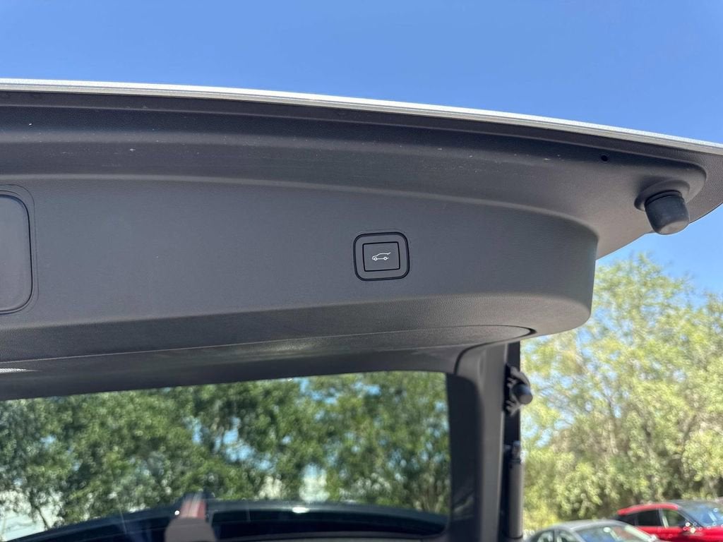 2026 Cadillac LYRIQ V-Series Premium