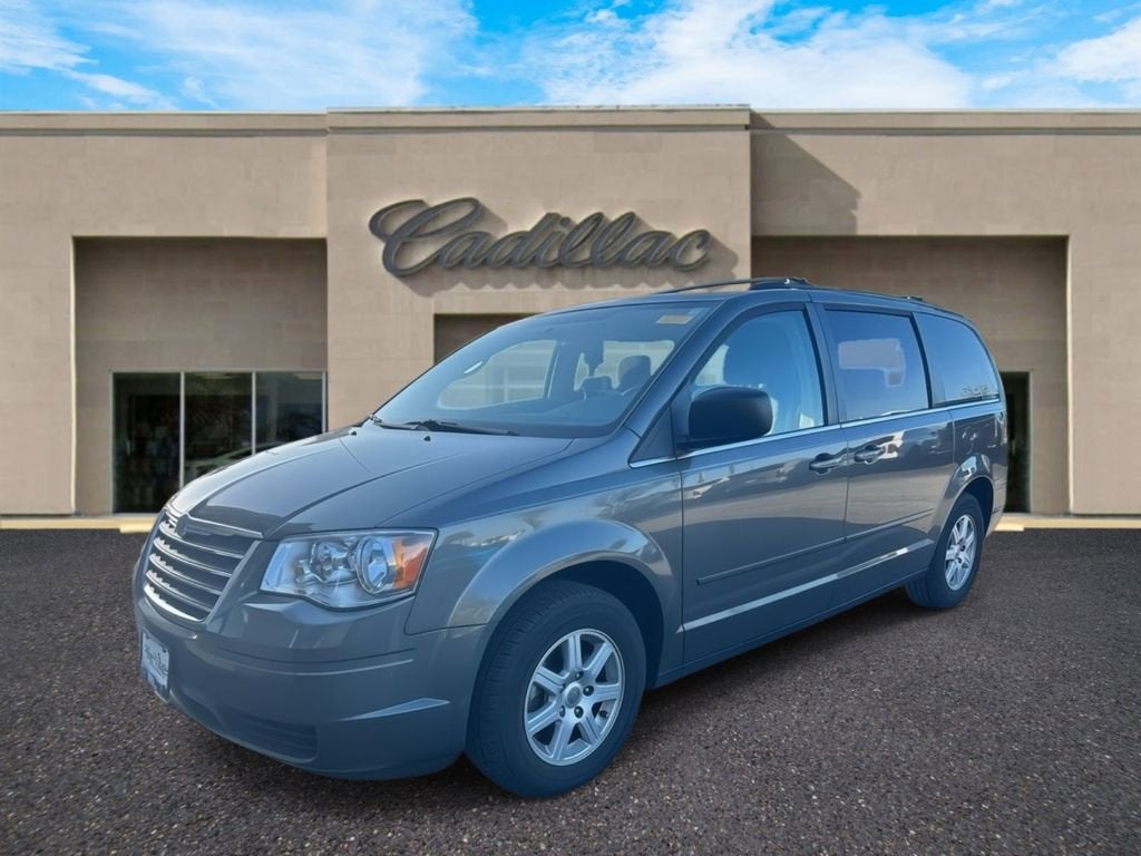 2010 Chrysler Town & Country LX