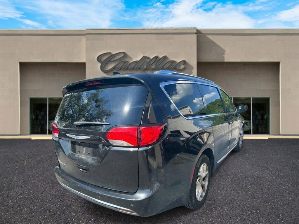 2020 Chrysler Pacifica Touring L