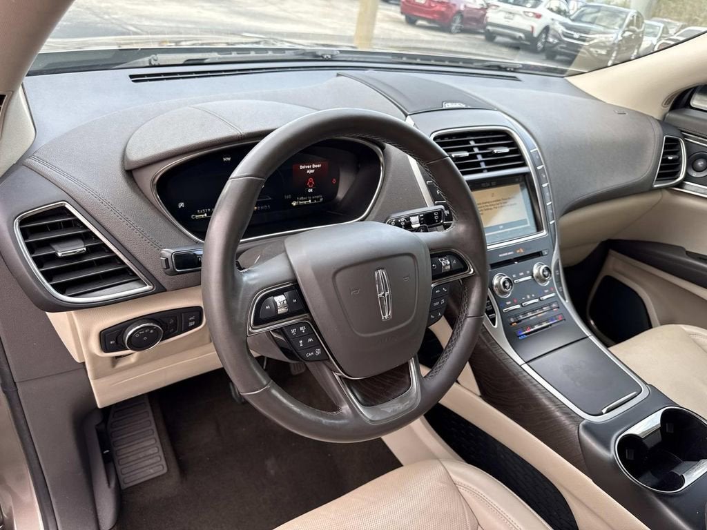 2019 Lincoln Nautilus Reserve