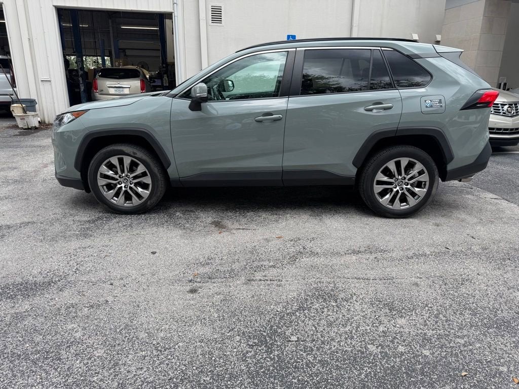 2021 Toyota RAV4 XLE Premium