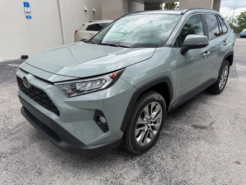 2021 Toyota RAV4 XLE Premium