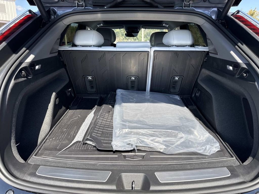 2026 Cadillac OPTIQ Luxury