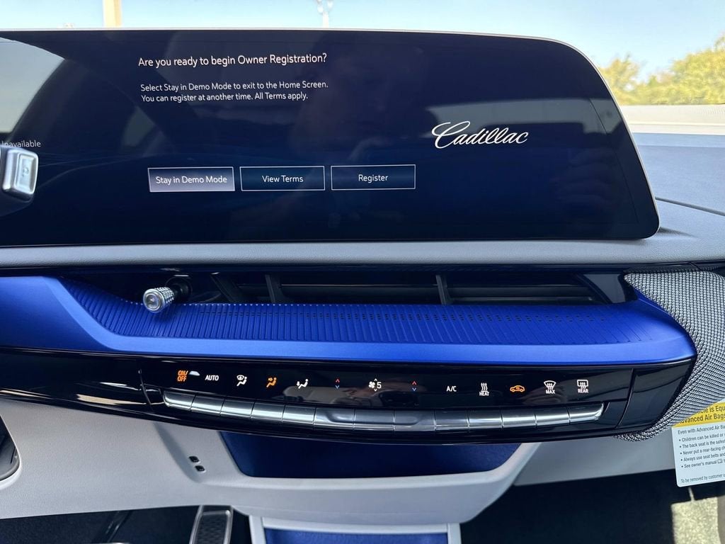 2026 Cadillac OPTIQ Luxury