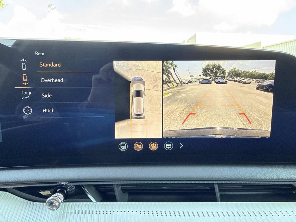2027 Cadillac OPTIQ Luxury