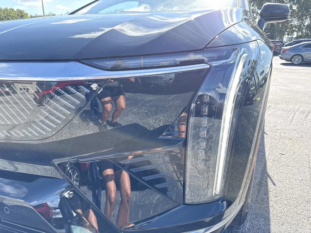 2027 Cadillac OPTIQ Luxury