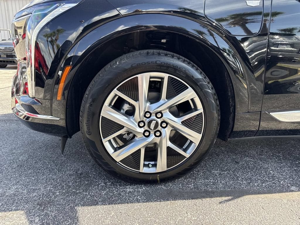 2027 Cadillac OPTIQ Luxury