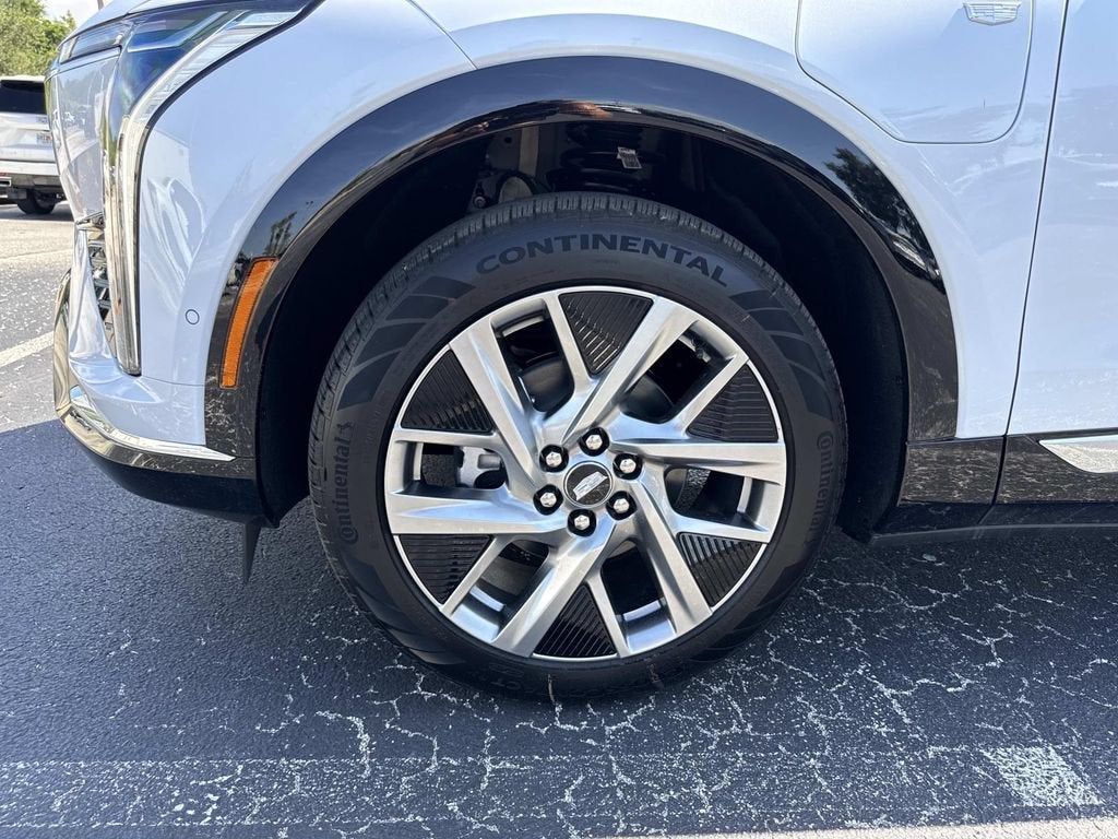 2027 Cadillac OPTIQ Luxury